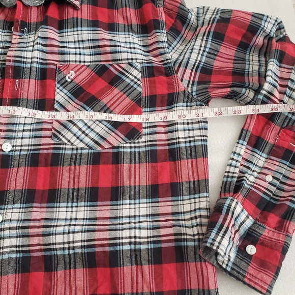 Denizen Men's Plaid Shirt - Picture 14 of 16